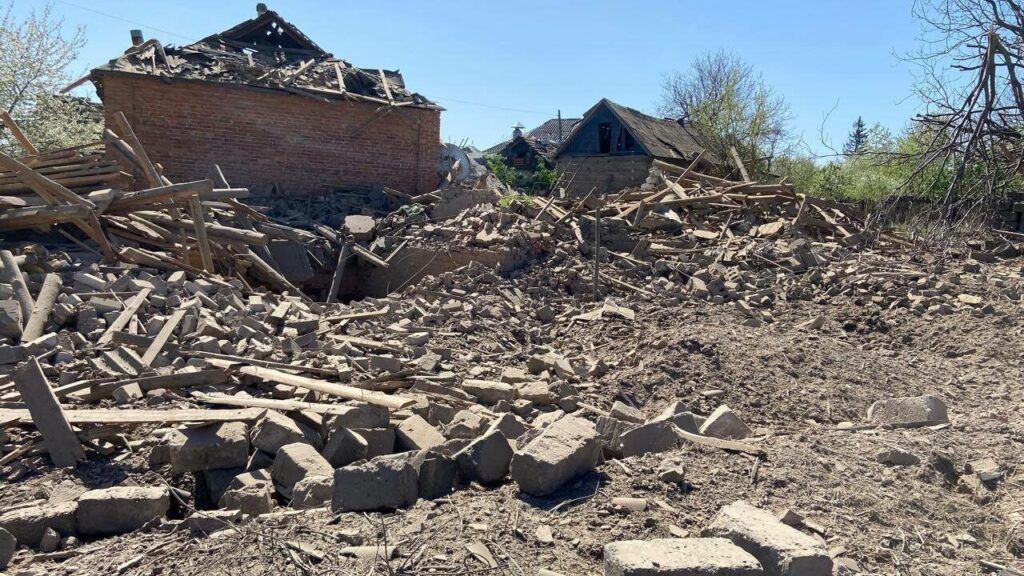 КАБи пошкодили 55 будинків, поранено чотирьох людей: наслідки обстрілу Куп’янська