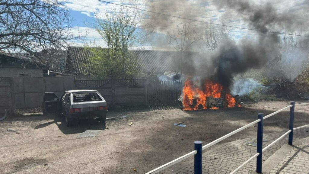 Обстріл Нікополя 17 квітня 2025: росіяни вбили двох людей