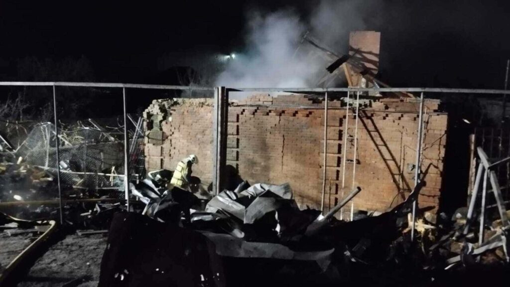 Після обстрілу Полтави 13 дронами – руйнування у двох районах, шестеро постраждалих