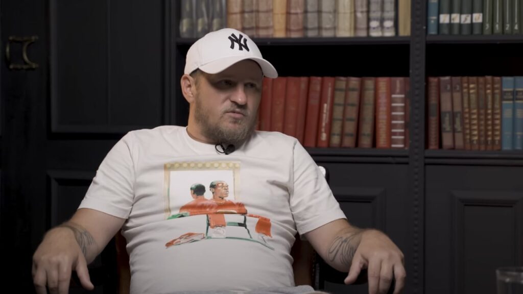 Ексфутболіста Динамо Алієва затримали через підозру у водінні авто напідпитку Ексфутболіста Динамо Алієва затримали через підозру у водінні авто напідпитку