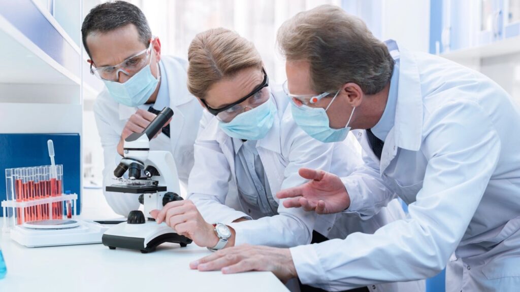 Пташиний грип стає небезпечнішим для людей – дослідження