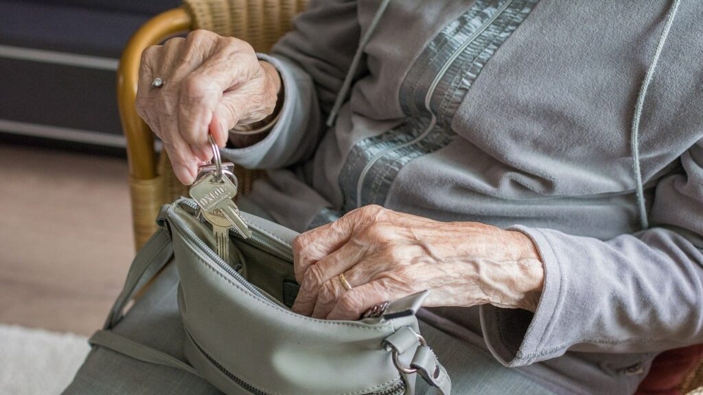 В яких числах приходить пенсія та як дізнатися про її нарахування