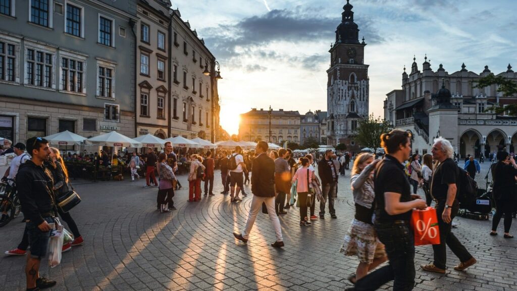 Через загрозу диверсій у Польщі заборонили знімати об’єкти стратегічного значення