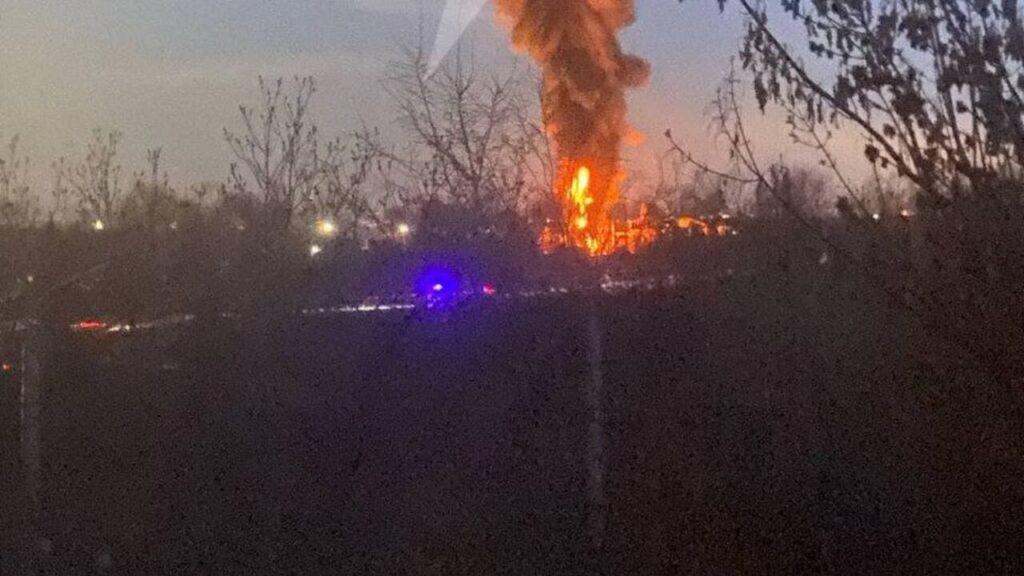 В російському Оренбурзі вибухнула підстанція біля Сакмарської ТЕЦ