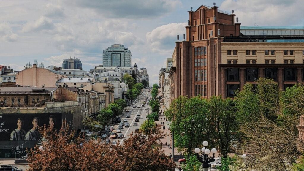 На Хрещатику з 30 квітня частково обмежать рух: що потрібно знати