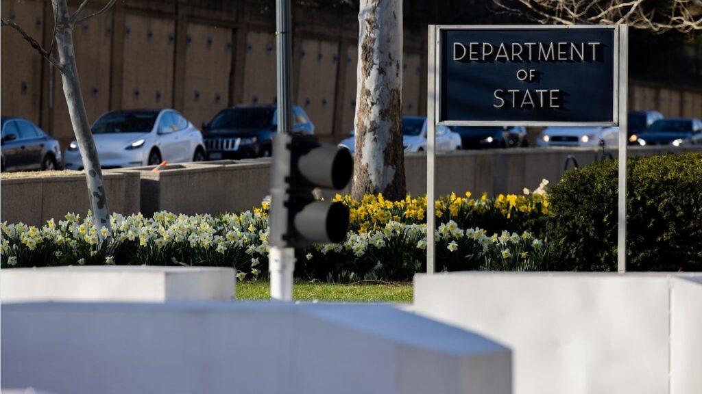 Держдеп США закриває центр протидії іноземній дезінформації – Рубіо
