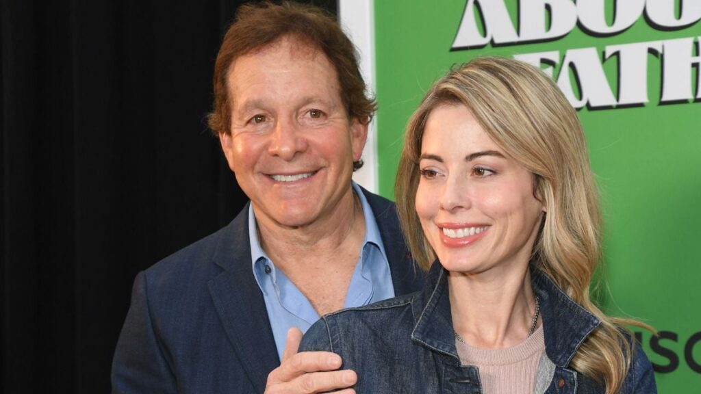 Зірка Поліцейської академії Стів Гуттенберг подав на розлучення