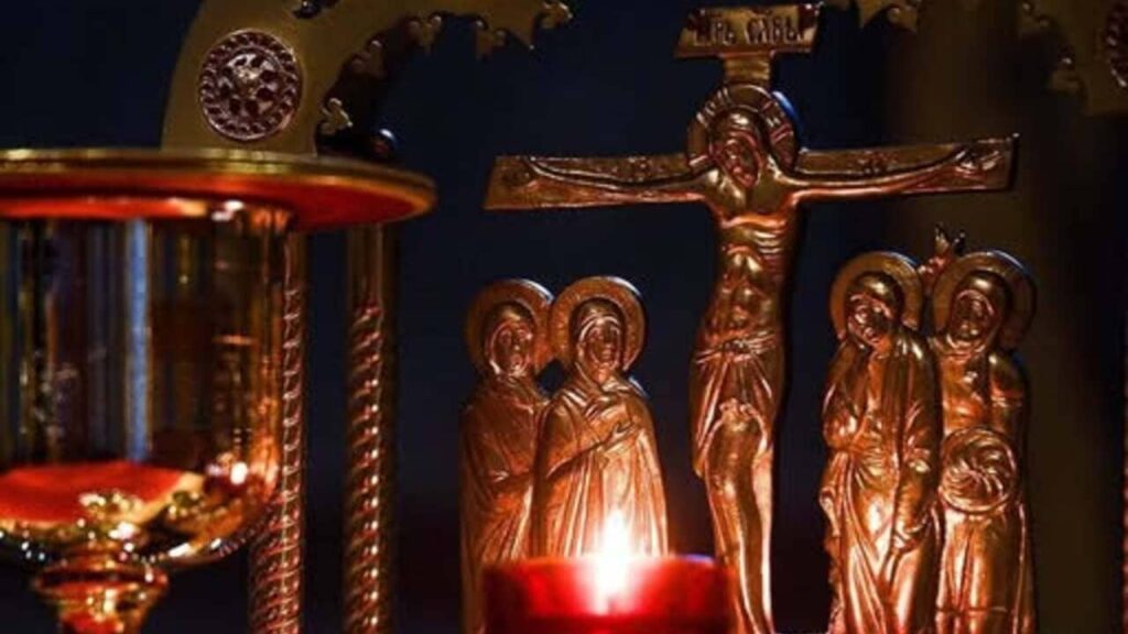 Страсна пʼятниця 2025: дата, традиції та заборони