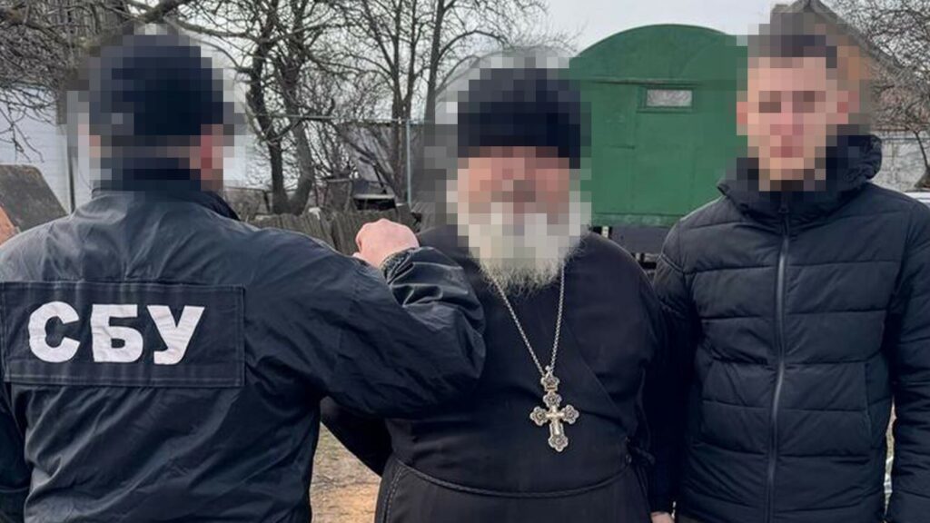 Священник УПЦ МП шпигував для ФСБ в обмін на вивезення його родини до Росії