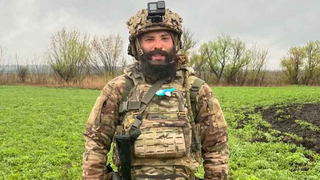 Віктор Розовий показав, як після поранення самостійно робить перші кроки