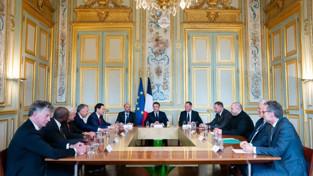 Наступна зустріч США, Європи та України щодо закінчення війни відбудеться в Лондоні – Макрон