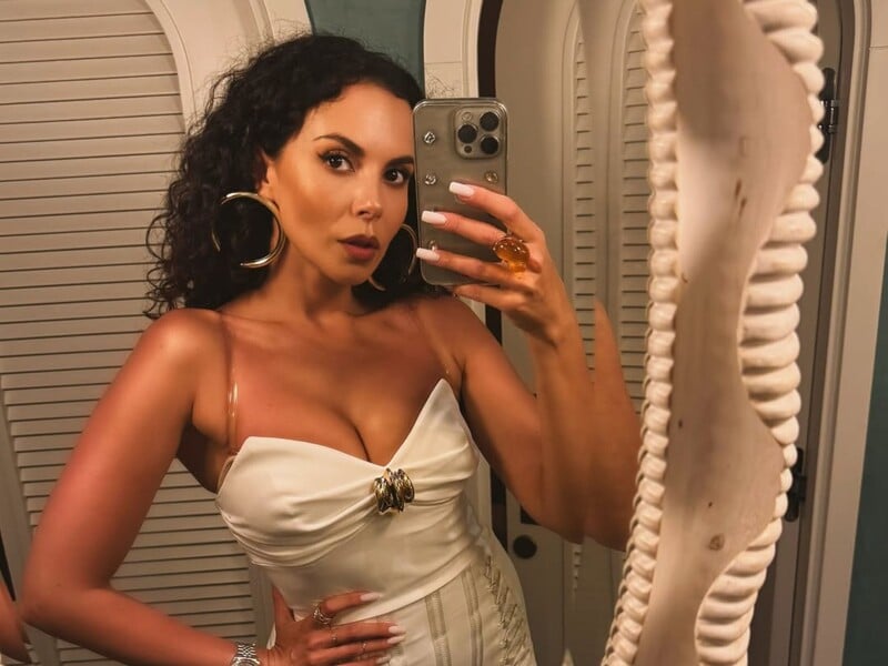 Каменських у свій день народження публічно звернулася до Потапа, показавши в мережі його подарунок Каменських у свій день народження публічно звернулася до Потапа, показавши в мережі його подарунок