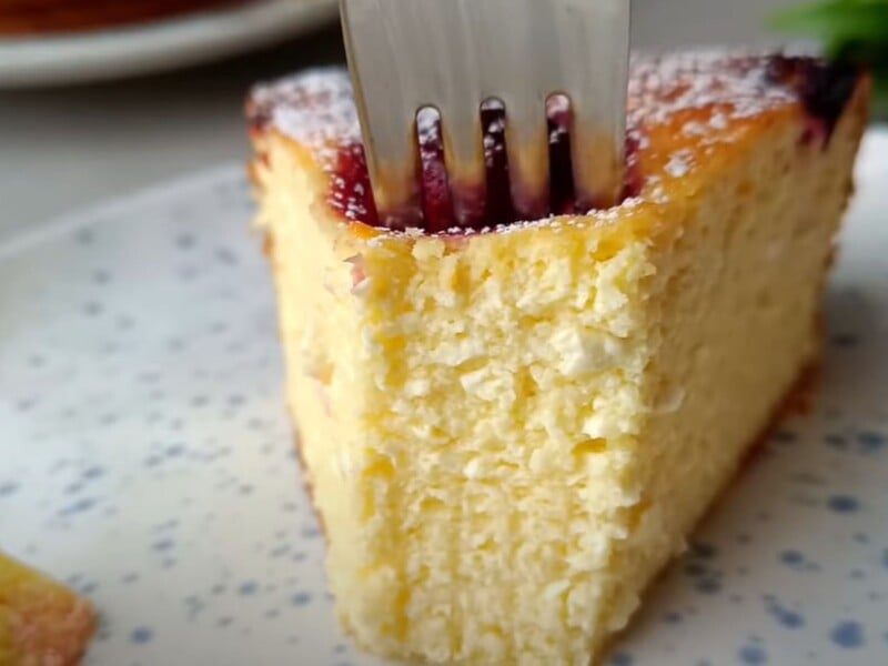 Ці два інгредієнти зроблять сирну запіканку ідеальною. Рецепт смачного й дуже ніжного десерту Ці два інгредієнти зроблять сирну запіканку ідеальною. Рецепт смачного й дуже ніжного десерту