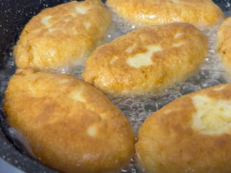 Додайте це до борошна – і смажені пиріжки вийдуть смачними й пухкими. Рецепт ідеального тіста без опари Додайте це до борошна – і смажені пиріжки вийдуть смачними й пухкими. Рецепт ідеального тіста без опари