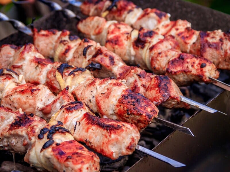 Додайте це у м'ясо – і шашлик вийде найсмачнішим і суперсоковитим. Легкий та ідеальний рецепт