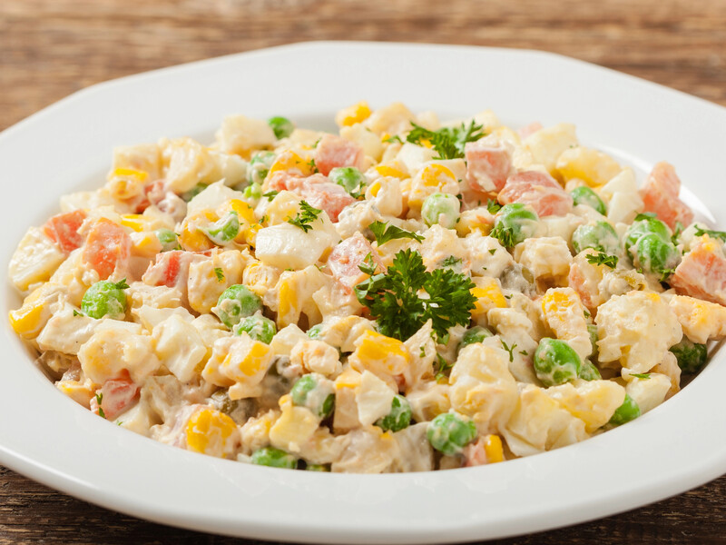 Додайте це – і салат із крабових паличок вийде дуже смачним. Супершвидкий рецепт