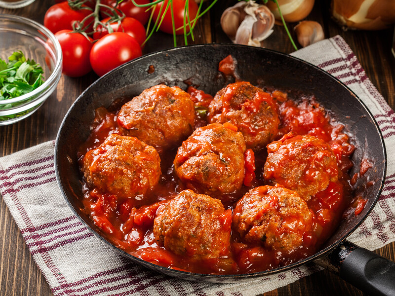 Зробіть цей соус – і тефтелі вийдуть неймовірно соковитими й ніжними. Простий і швидкий рецепт