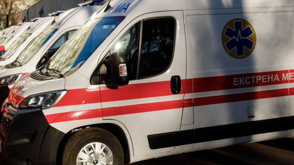 РФ атакувала авто комунальної служби в Куп’янську: є загибла та поранені