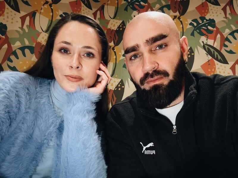 "Закопала The Hardkiss ще більше". Саніна відповіла на чутки, що вивезла чоловіка за кордон