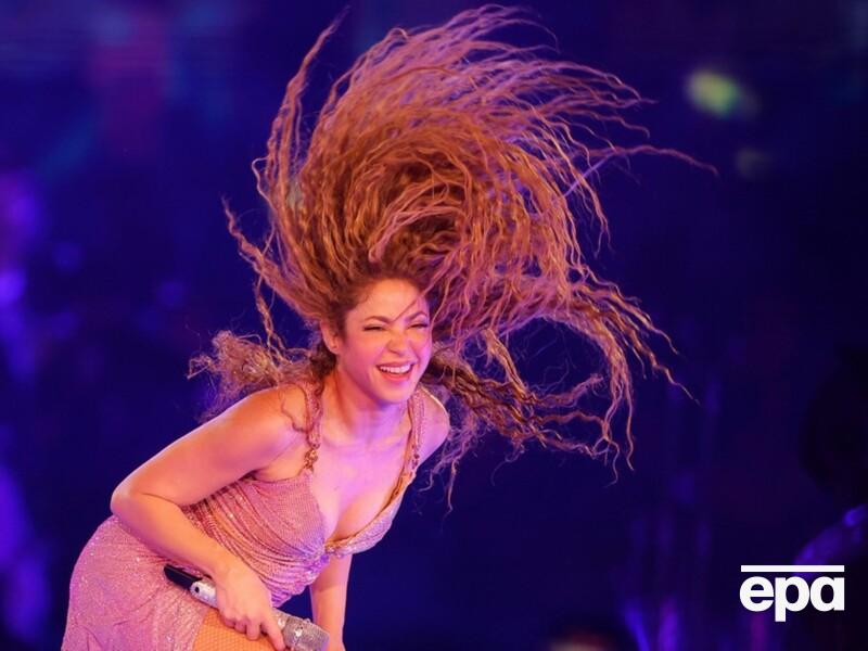 48-річна Шакіра гримнулася на сцені в Монреалі. Відео