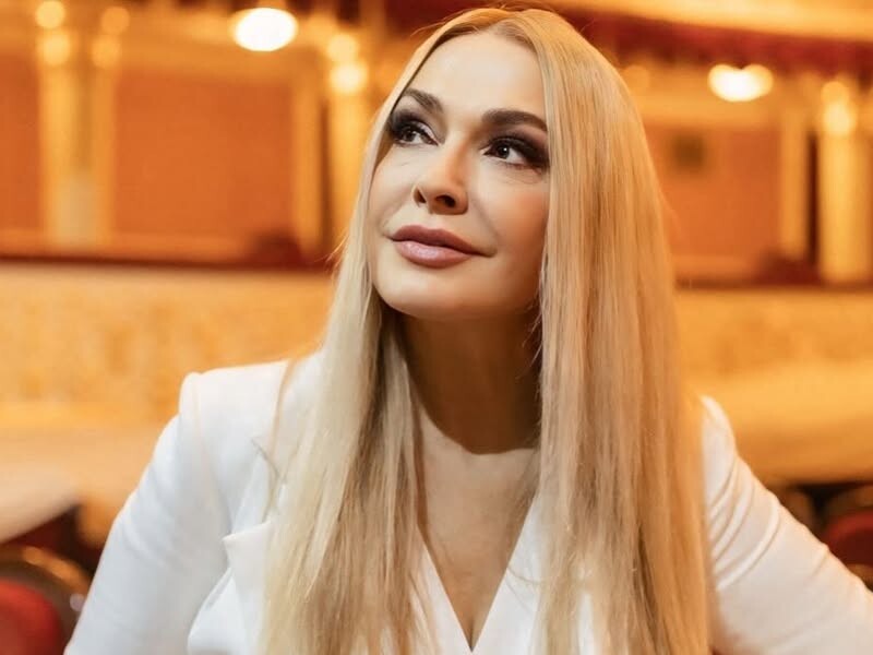 58-річна Ольга Сумська показала образ, у якому тренується у спортзалі. Відео 58-річна Ольга Сумська показала образ, у якому тренується у спортзалі. Відео