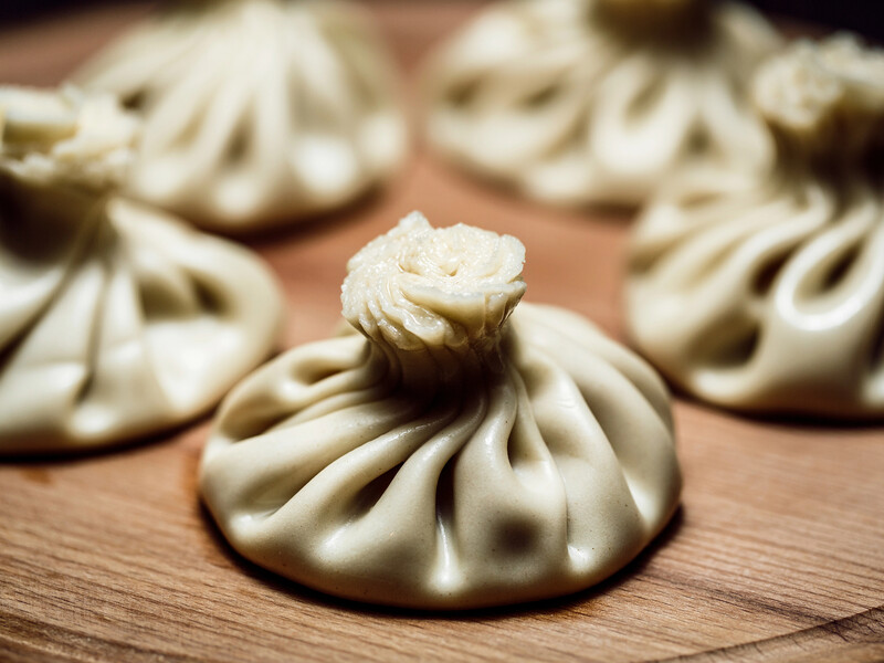 Додайте до начинки це. Незвичайний рецепт хінкалі