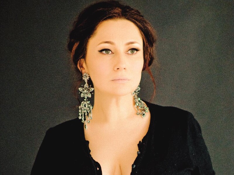 "Люблю ці індійські "вишиванки". Мозгова постала в екзотичному образі