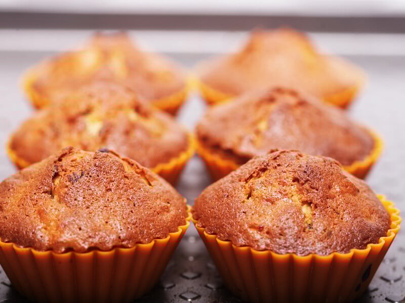 Змішайте це з борошном – і кекси вийдуть неймовірно смачними й ніжними. Легкий рецепт тіста