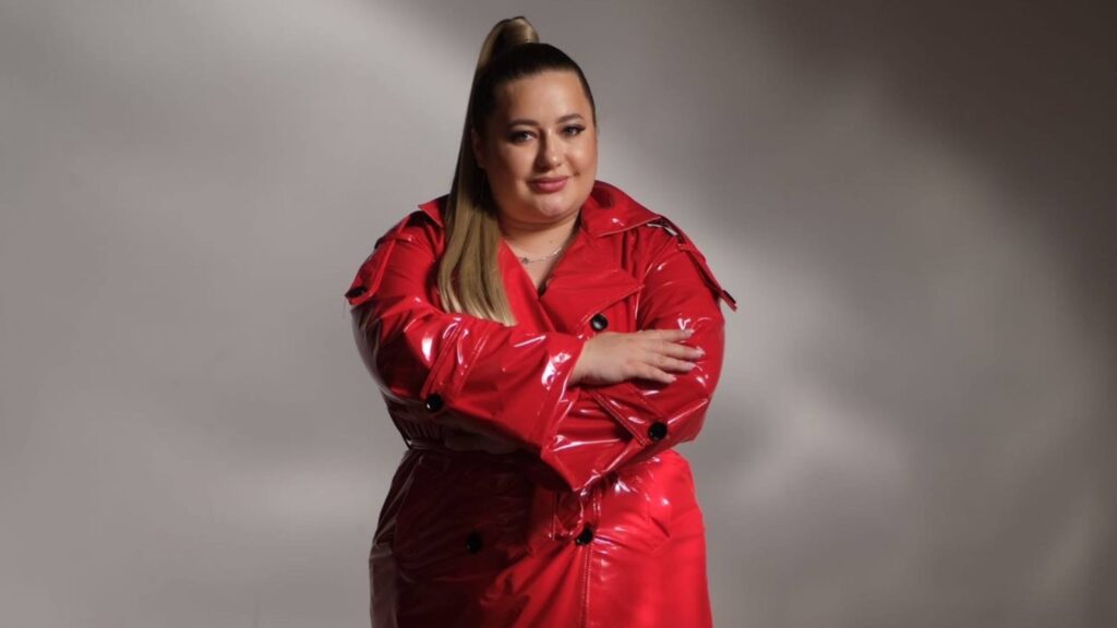 Alesia M презентувала новий сингл «Відчиняй» – пісню про любов без замків