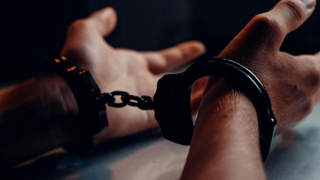 Вкрав 4 млн грн: у Києві затримали шахрая з Тунісу