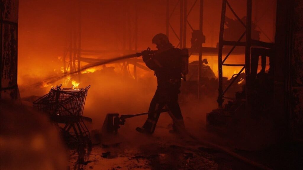 Вибухи у Києві 1 травня: росіяни запустили дрони для атаки на столицю