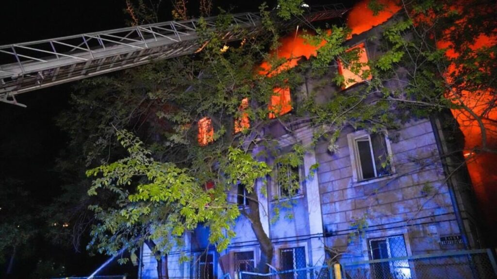 Зеленський про обстріл України: Це відповідь РФ на всі пропозиції