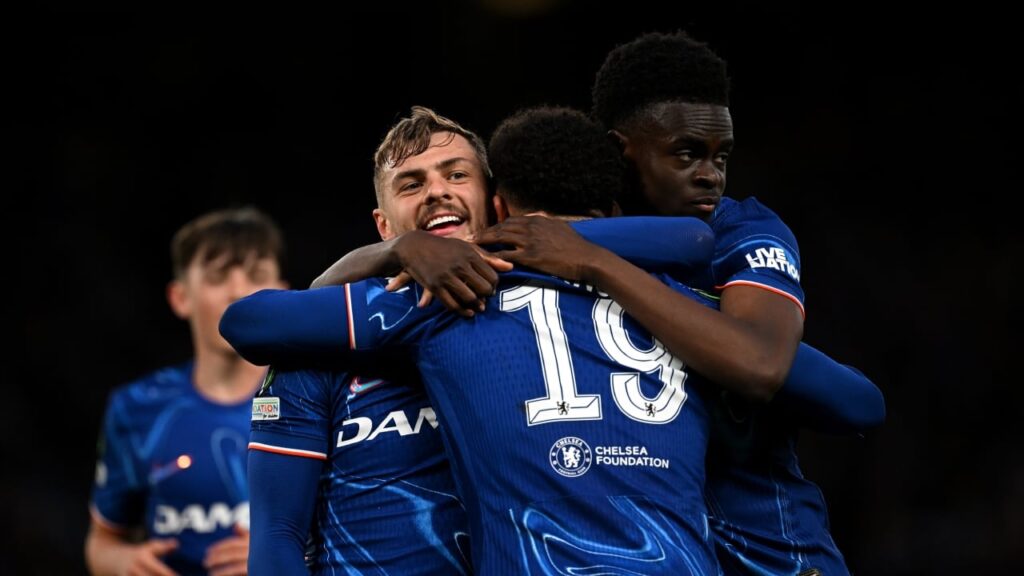 Відомі фіналісти Ліги конференцій: хто боротиметься за трофей