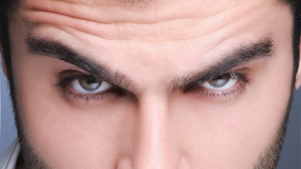 Експерти пояснили, чому сіпається око і наскільки це небезпечно