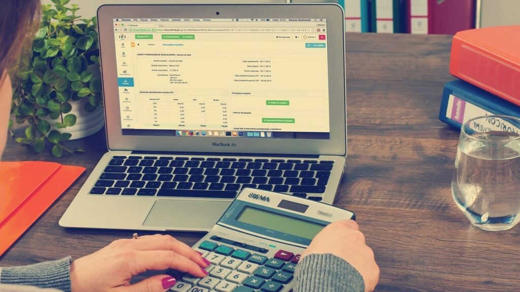 Чи потрібно декларувати Національний кешбек та для кого це обов’язково