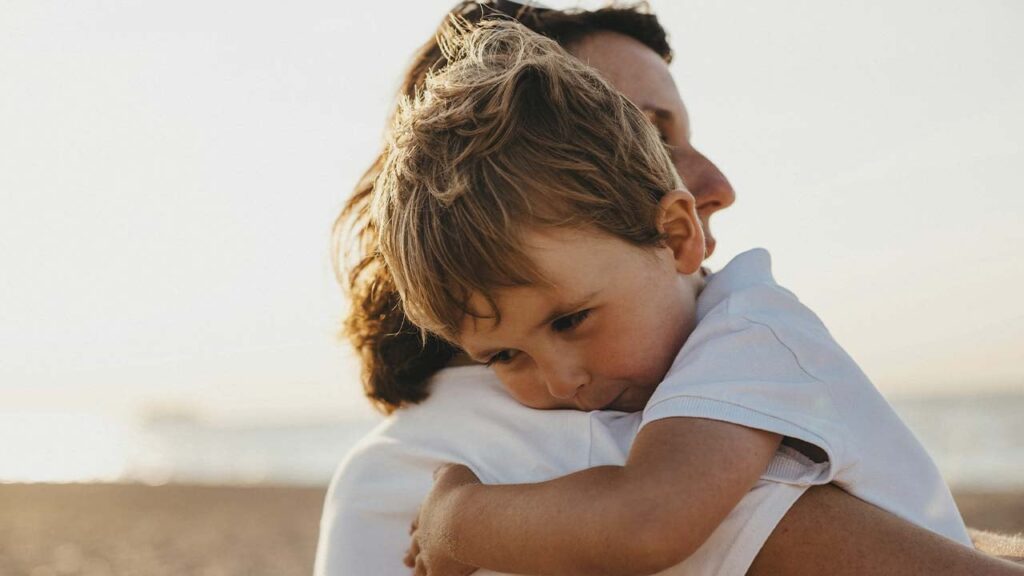 Дякую за турботу: привітання з Днем матері 2025 у картинках, віршах і прозі