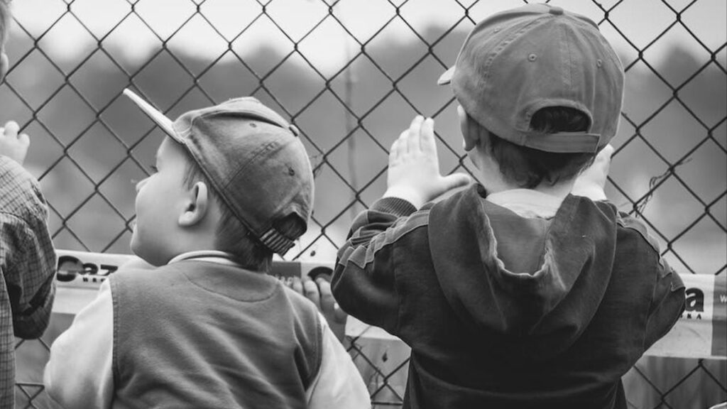 Цькували у школі за українську позицію: з Херсонщини повернули 12-річного хлопчика та ще 2 дітей