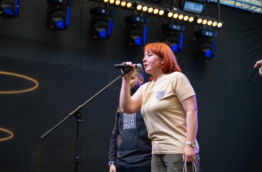 Концерт зірок, книга історії і подяки: як Оболонь відзначила 50-річчя