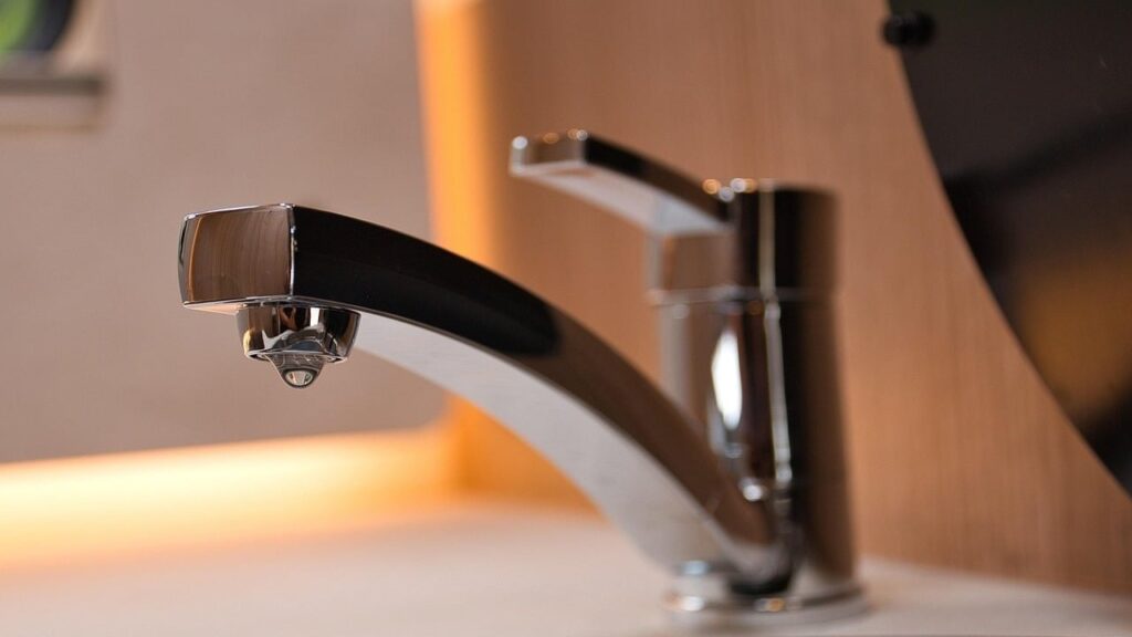 Чому немає гарячої води в Києві та коли поновлять водопостачання Чому немає гарячої води в Києві та коли поновлять водопостачання