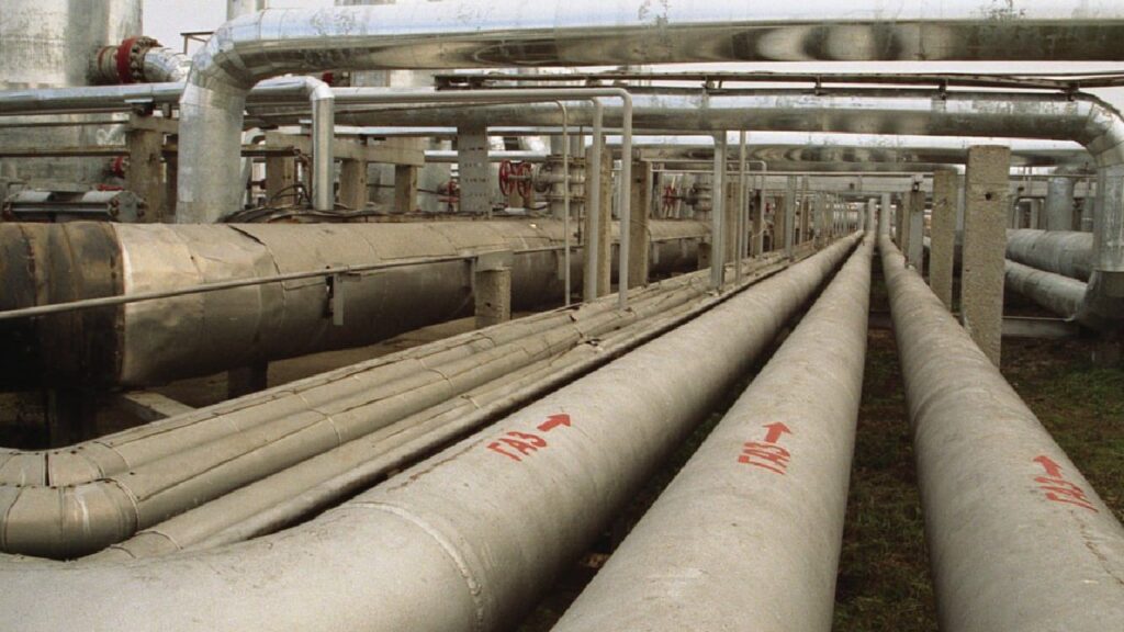 ЄС планує повністю відмовитися від російського газу до 2027 року — Bloomberg