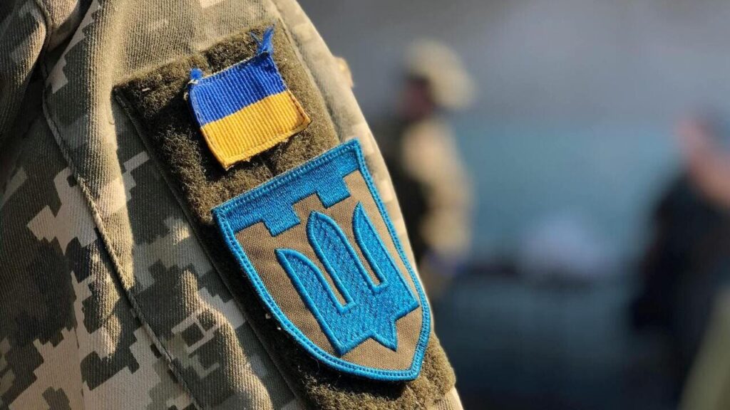 Грошове забезпечення військових: як впливає на пенсію та чи враховуються бойові доплати