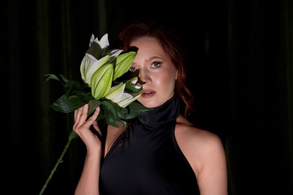 Співачка YAGODA презентує потужний гімн жіночої сили - пісню “Жінка” та оголошує тур Україною