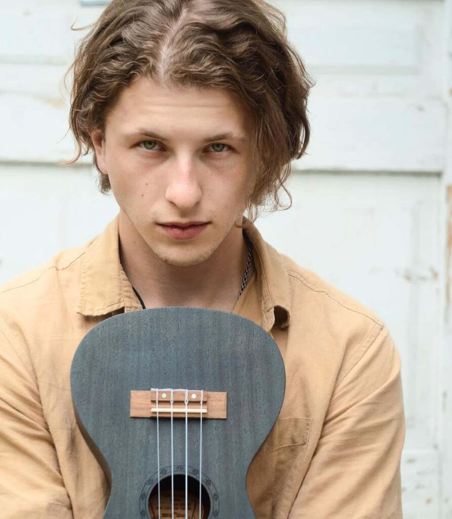 «У думках» - новий сингл Bysaha про голоси минулого, які не замовкають