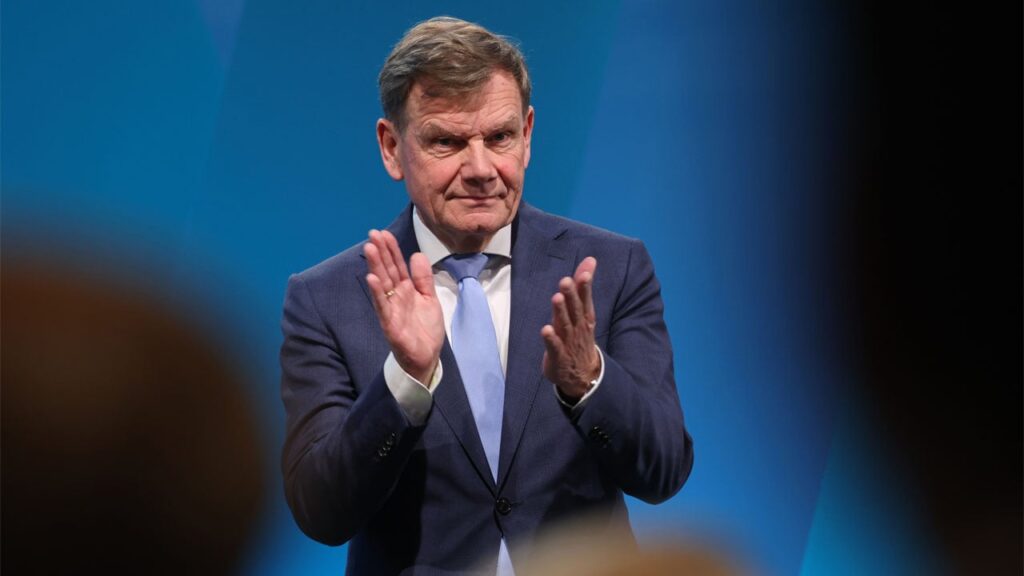 Покажемо найближчими днями: новий глава МЗС Німеччини запевнив у підтримці України Покажемо найближчими днями: новий глава МЗС Німеччини запевнив у підтримці України