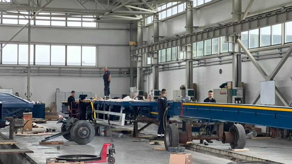 На Хмельниччині запустили новий комплекс з виробництва спецпричепів – Кисилевський