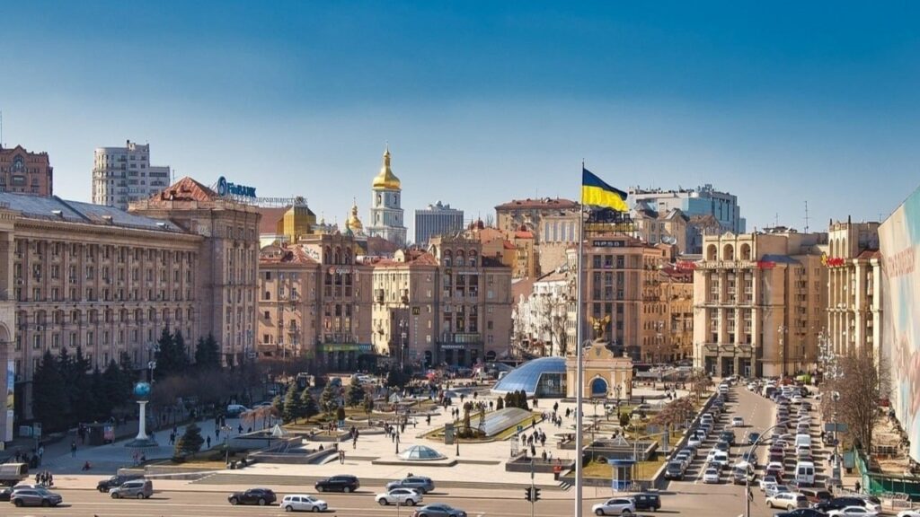 Як іноземцю отримати дозвіл на проживання в Україні у 2025 році