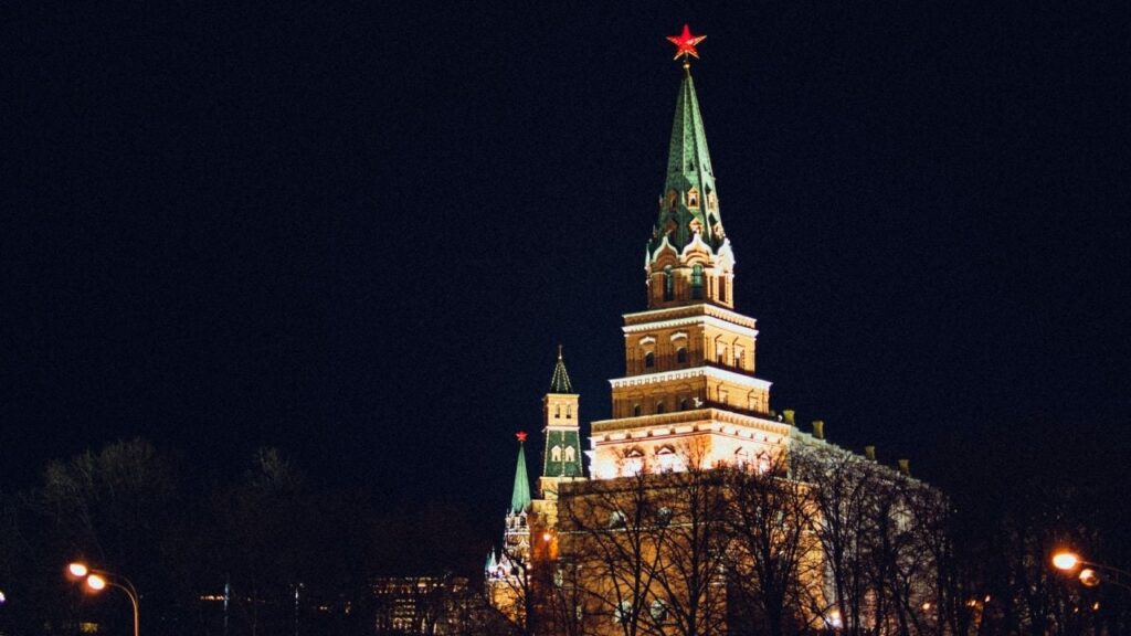 Москву продовжили атакувати дрони: скільки БпЛА летіли до столиці Росії