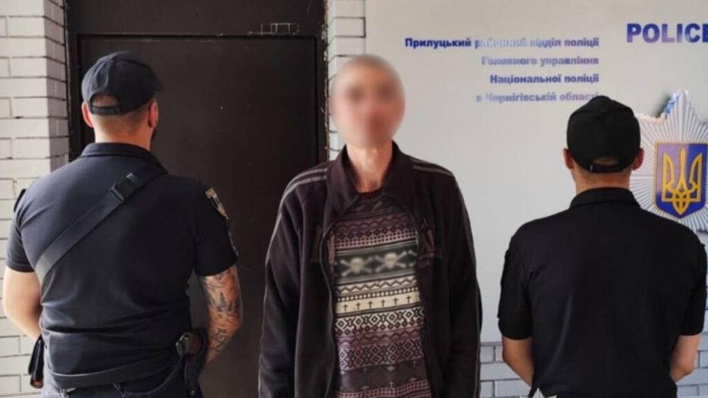 У Прилуках чоловік поранив військового ножем у будівлі ТЦК: нападника затримано