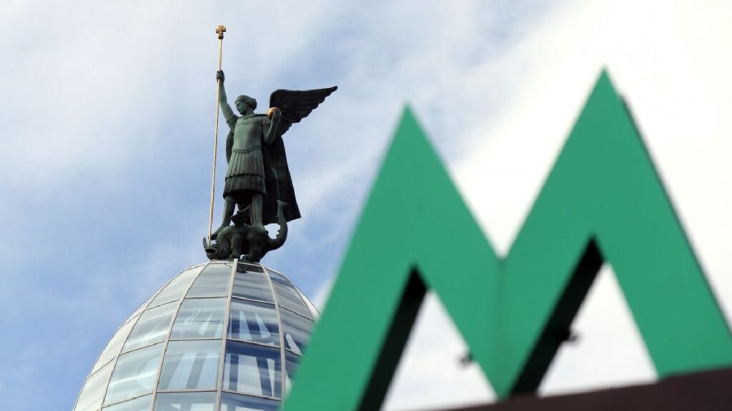 Схема метро Києва 2025: станції, пересадки та години роботи