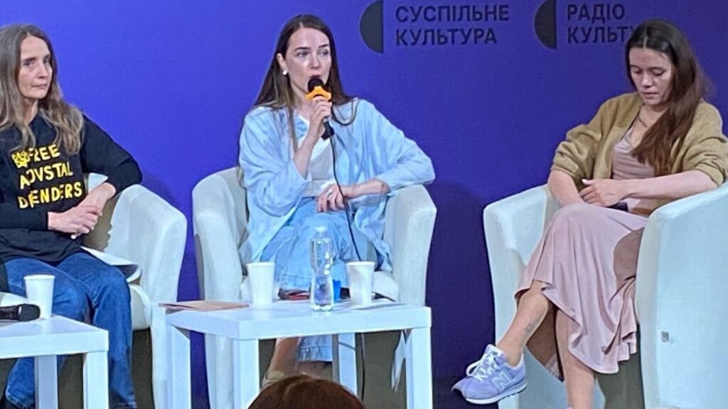 Важливо повернути людське у політичні обговорення війни – Олександра Матвійчук